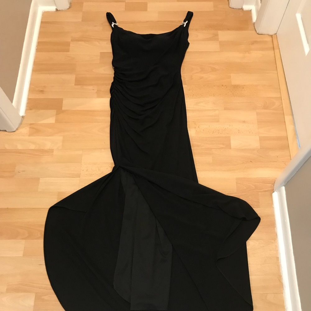Dress - Picture 2 of 3